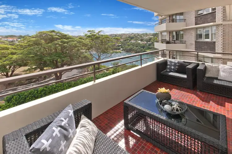 27/17 Raglan Street