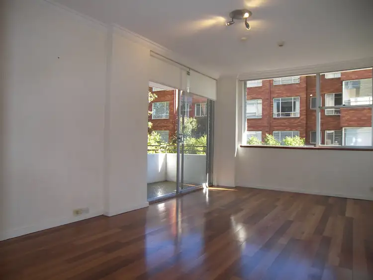 Second view of Homely apartment listing, 3/92 Shirley Road, Wollstonecraft NSW 2065