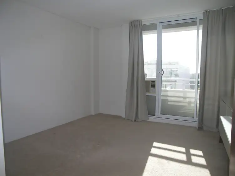 408/287 Military Road