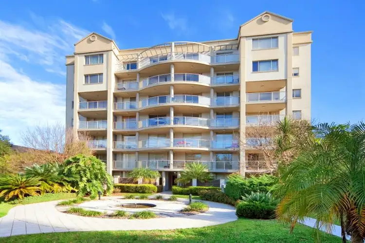 206/450 Military Road