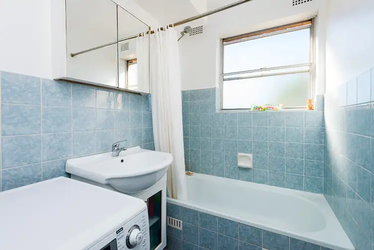 Sixth view of Homely apartment listing, 5/2 Kareela Road, Cremorne NSW 2090