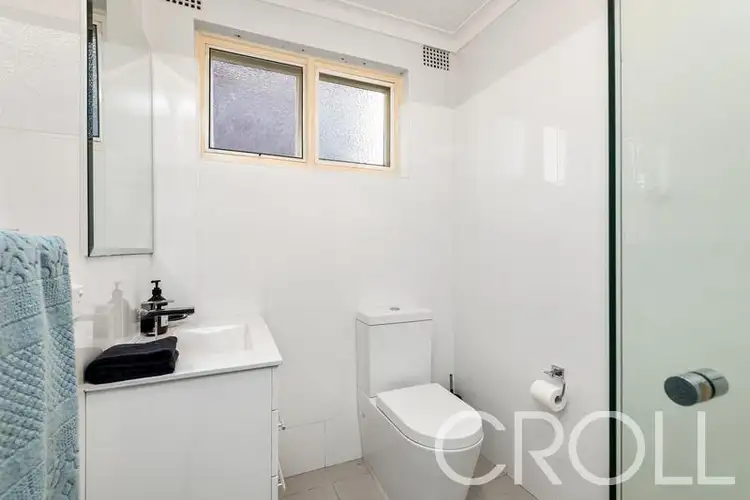 Fifth view of Homely apartment listing, 2/3a Reed St, Cremorne NSW 2090