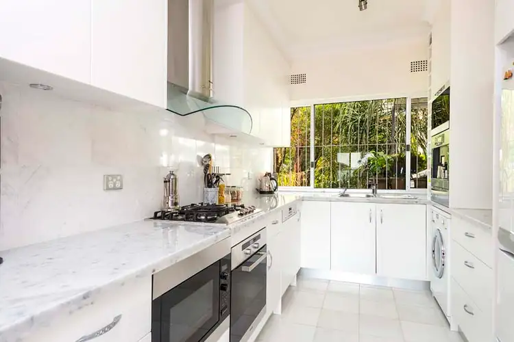 Fourth view of Homely apartment listing, 3/19 Edwards Bay Road, Mosman NSW 2088