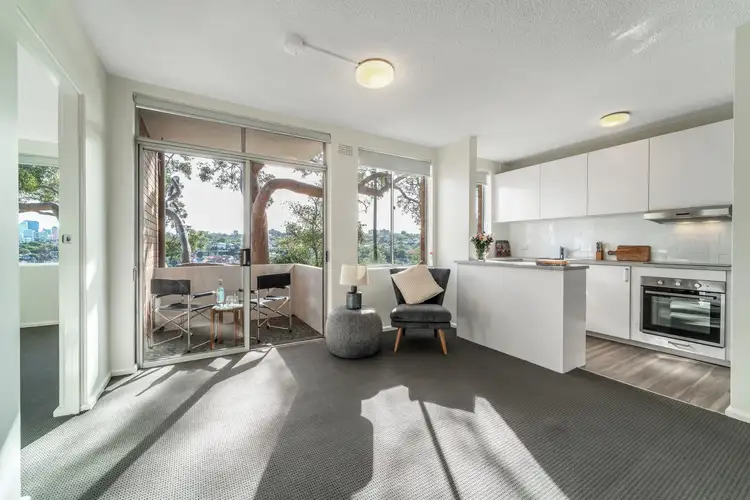 4/54 Raglan Street