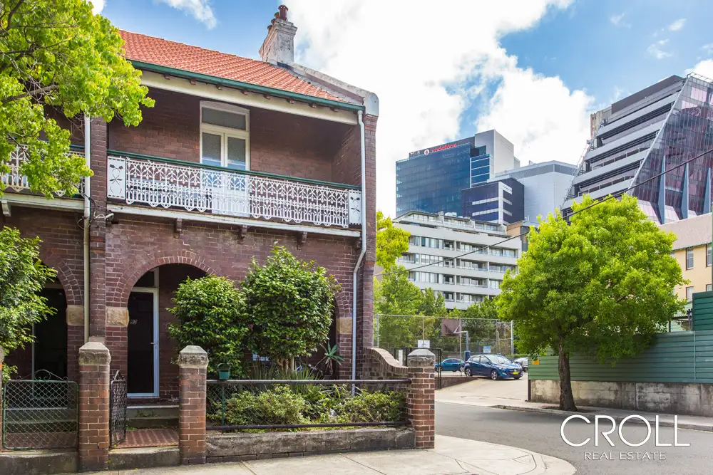 Main view of Homely semi-detached listing, 52 Lord Street, North Sydney NSW 2060
