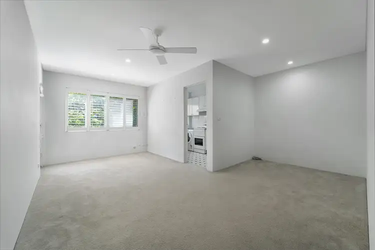 2/26-28 Eaton Street