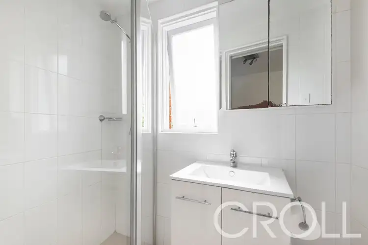 Fifth view of Homely studio listing, 3/27 Murdoch Street, Cremorne NSW 2090