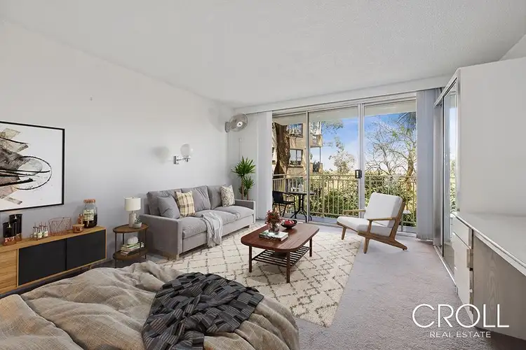 202/284 Pacific Highway