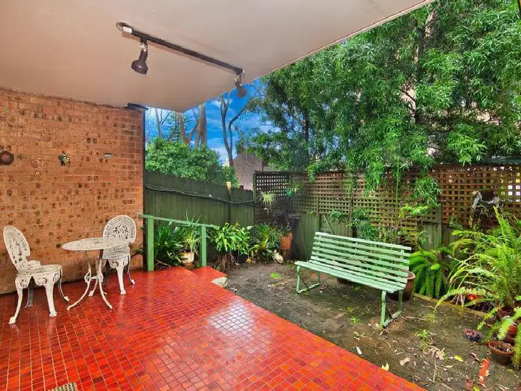 Fifth view of Homely apartment listing, 2/8 Parraween Street, Cremorne NSW 2090