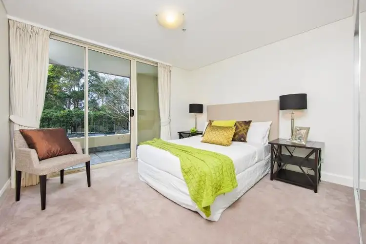 Third view of Homely apartment listing, 10/94-96 Alfred Street, Milsons Point NSW 2061