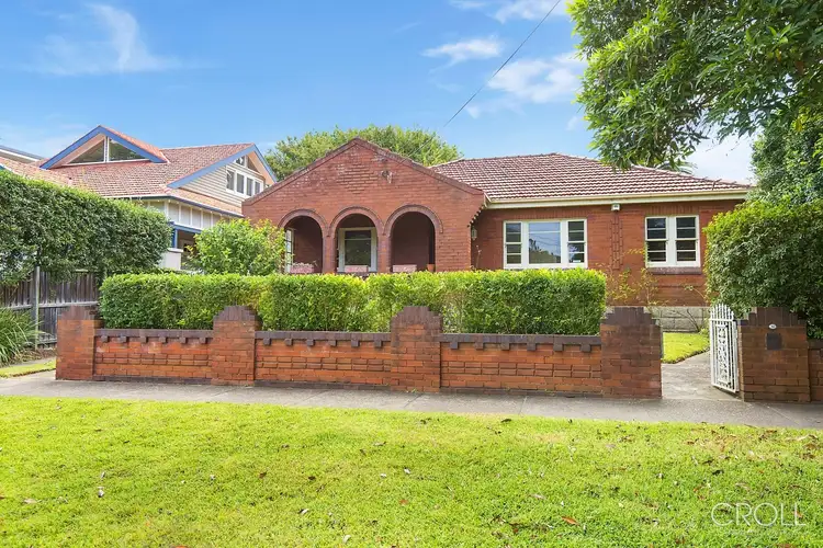 32 Woonona Road, Northbridge NSW 2063