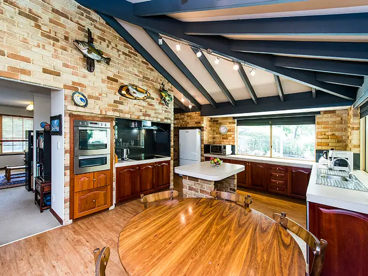 Seventh view of Homely other listing, 10 Champagne Terrace, The Vines WA 6069