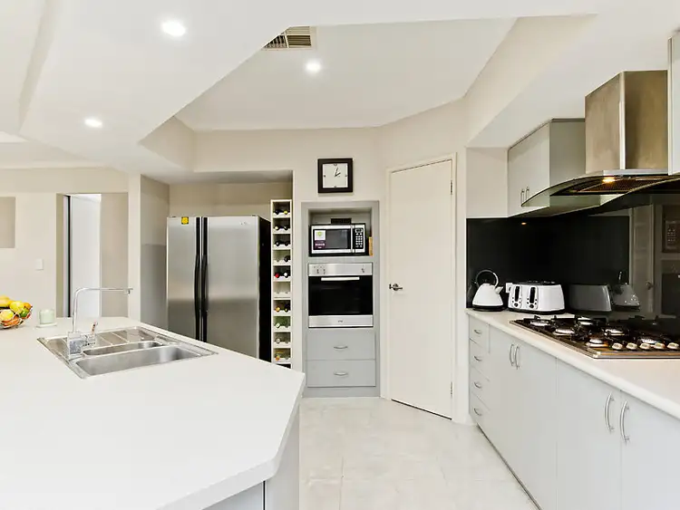Sixth view of Homely other listing, 3 Banchory Way, The Vines WA 6069