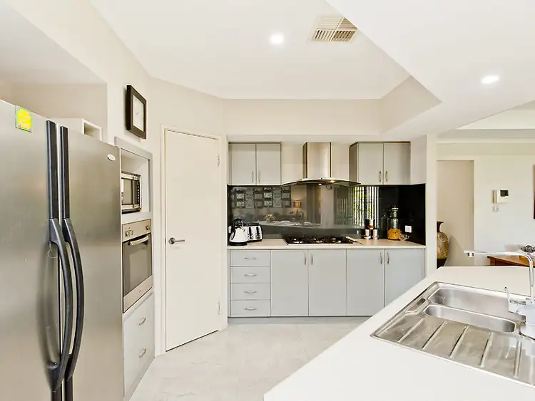 Seventh view of Homely other listing, 3 Banchory Way, The Vines WA 6069