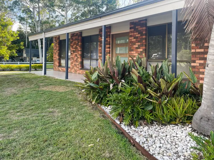 2 Eden Place