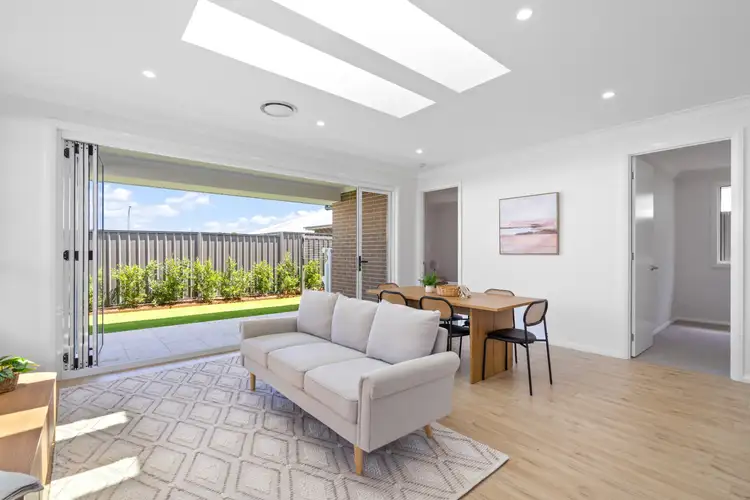 13 Iluka Boulevard, Forster NSW 2428