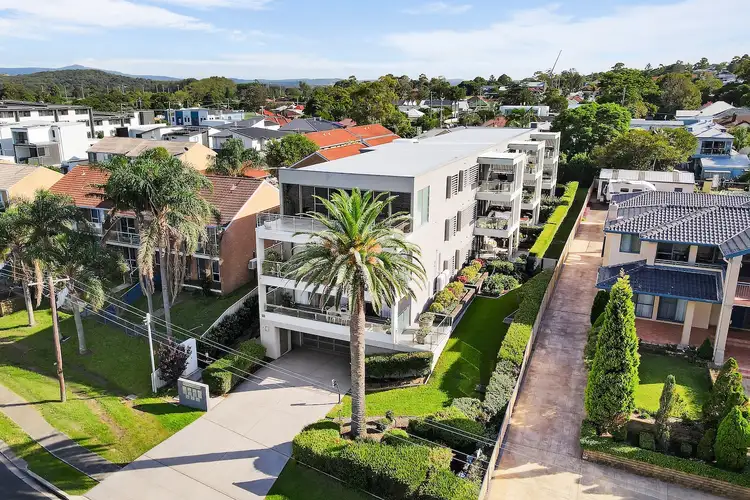 Second view of Homely unit listing, 302/208 The Esplanade, Speers Point NSW 2284