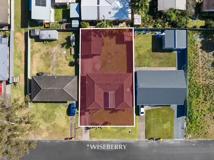 18 Cape Street, Tuncurry NSW 2428
