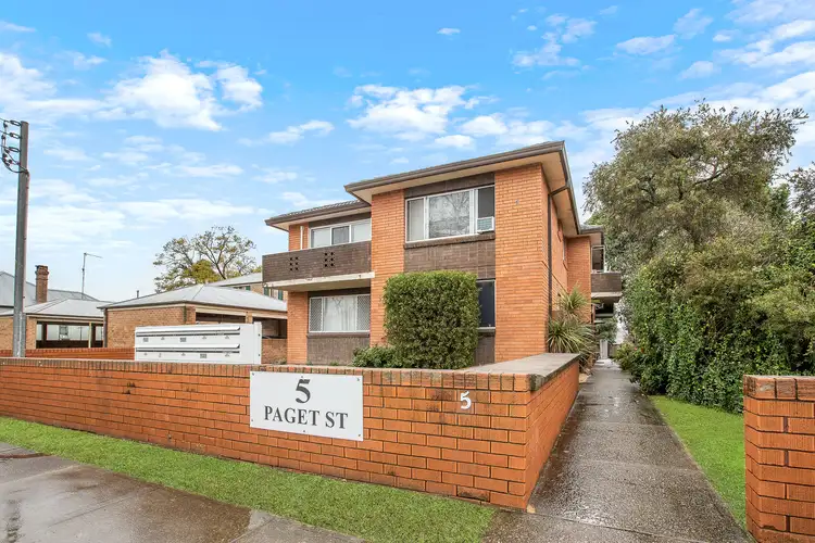 3/5 Paget Street, Richmond NSW 2753