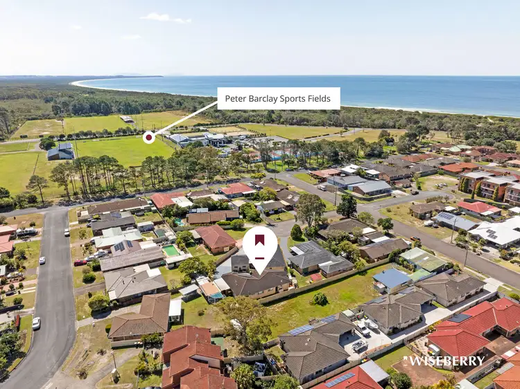Third view of Homely villa listing, 2/5 Boronia Close, Tuncurry NSW 2428