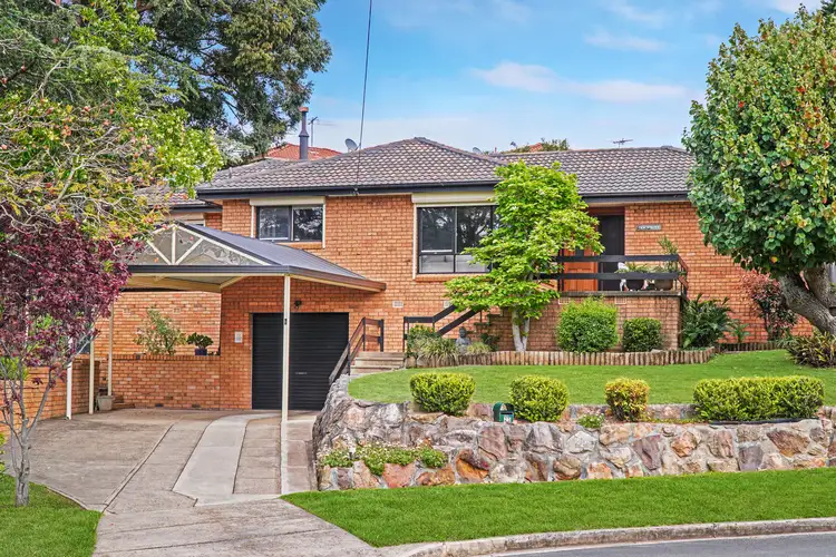 25 Megalong Cr, Campbelltown NSW 2560