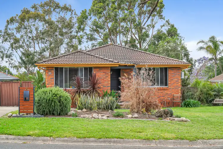 11 Canidius St, Rosemeadow NSW 2560