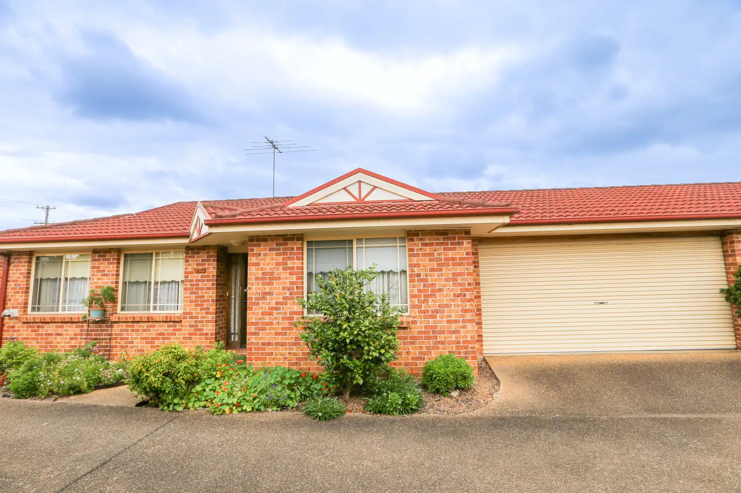 Main view of Homely townhouse listing, 1/39 Lennox Street, Richmond NSW 2753