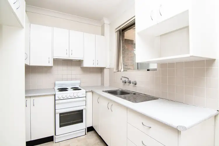 Main view of Homely unit listing, 10/5 Lemongrove Road, Penrith NSW 2750