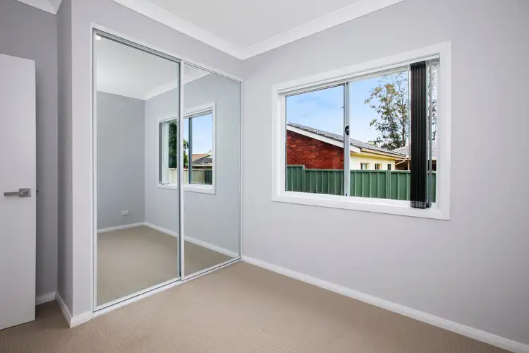 Fifth view of Homely flat listing, 8A Deborah Crescent, Cambridge Park NSW 2747