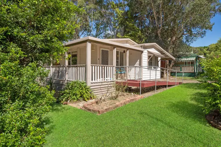 2/140 Matthew Flinders Drive, Port Macquarie NSW 2444