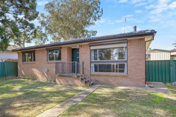 15 Newham Drive, Cambridge Gardens NSW 2747