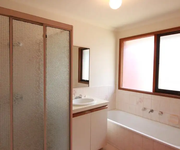 Sixth view of Homely unit listing, 1/55 Collins Crescent, Berwick VIC 3806