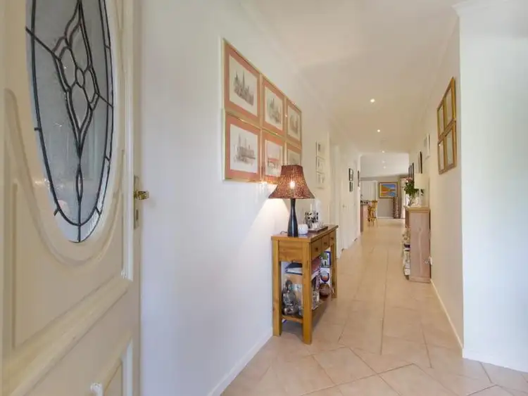 Second view of Homely house listing, 31 Apple Berry Avenue, Langwarrin VIC 3910