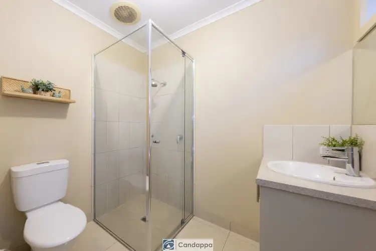 Fifth view of Homely unit listing, 1/15 Mathew Court, Drouin VIC 3818