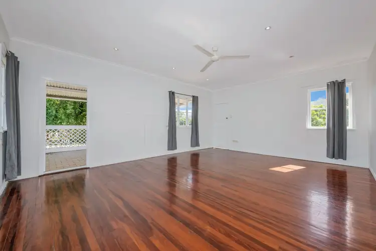 Fifth view of Homely semi-detached listing, 34 Somer Street, Hyde Park QLD 4812