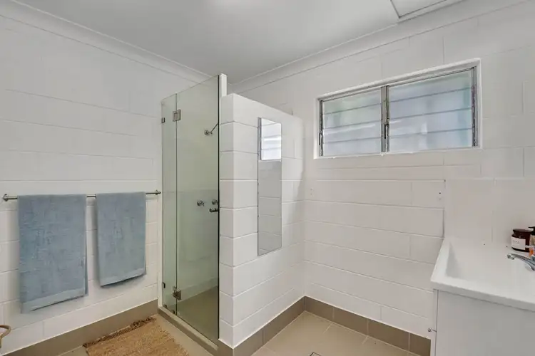 Fifth view of Homely house listing, 37 Toolakea Beach Road, Bluewater QLD 4818