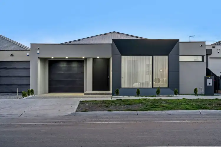 78 Sumar Drive, Mickleham VIC 3064
