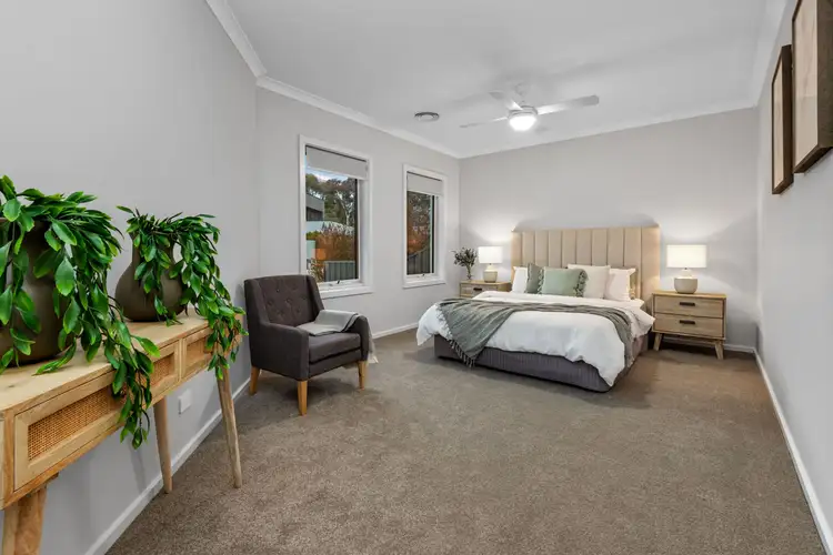 Fifth view of Homely house listing, 10 Courage Crt, Strathfieldsaye VIC 3551