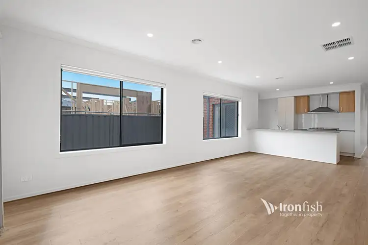 Fifth view of Homely house listing, 6 Caravan Parade, Berwick VIC 3806