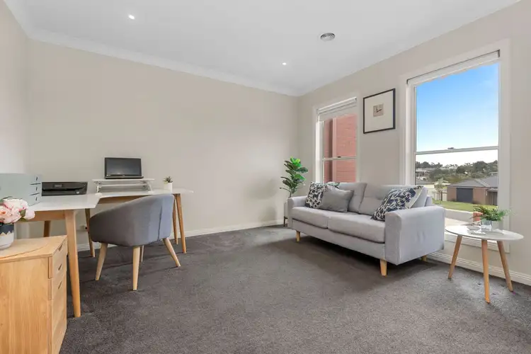 Fifth view of Homely house listing, 8 Dejong Court, Kangaroo Flat VIC 3555