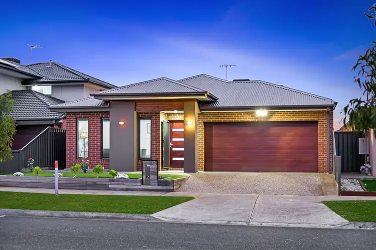 Second view of Homely house listing, 10 Arizona Crescent, Tarneit VIC 3029