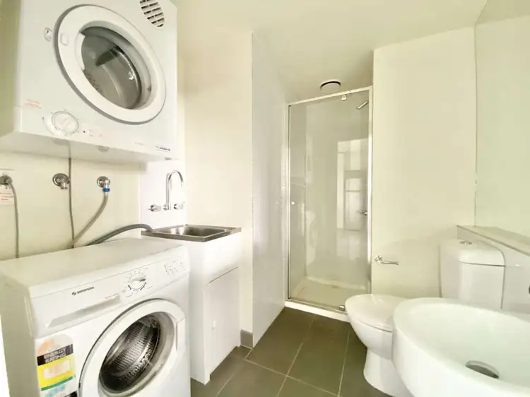 Sixth view of Homely apartment listing, 403/253 Franklin Street, Melbourne VIC 3000