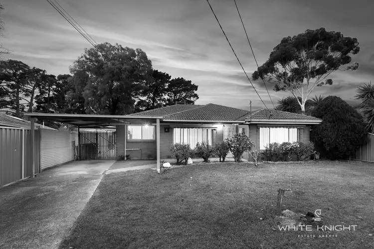 4 Nariel Road, Kings Park VIC 3021