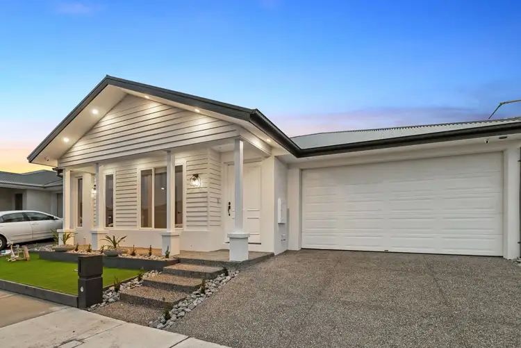 5 Valetta Street, Mickleham VIC 3064