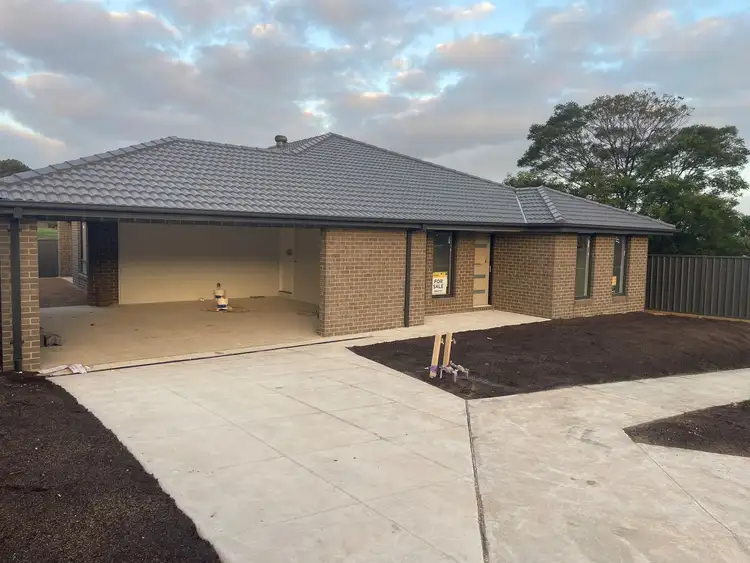 17 Mammoth Court, Pakenham VIC 3810