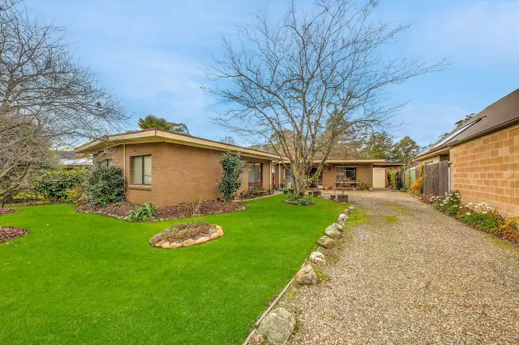 43 Cobden Street, Bright VIC 3741