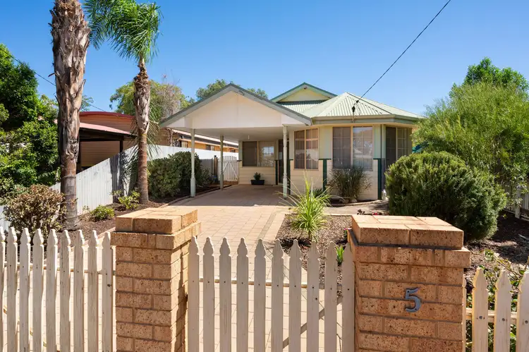 5 King Street, South Boulder WA 6432