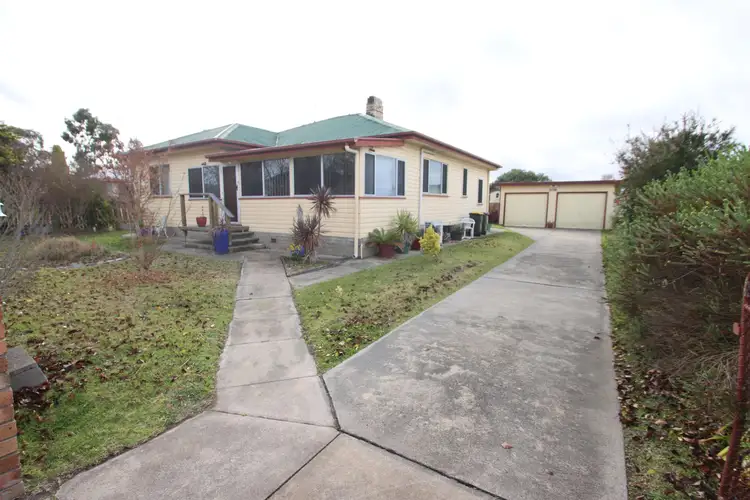 70 Manners Street, Tenterfield NSW 2372