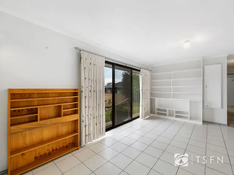 Fifth view of Homely house listing, 24 Nabilla Crescent, Strathdale VIC 3550