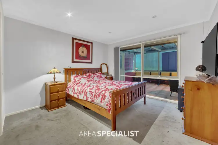 Sixth view of Homely house listing, 15 Acre Rise, Hampton Park VIC 3976